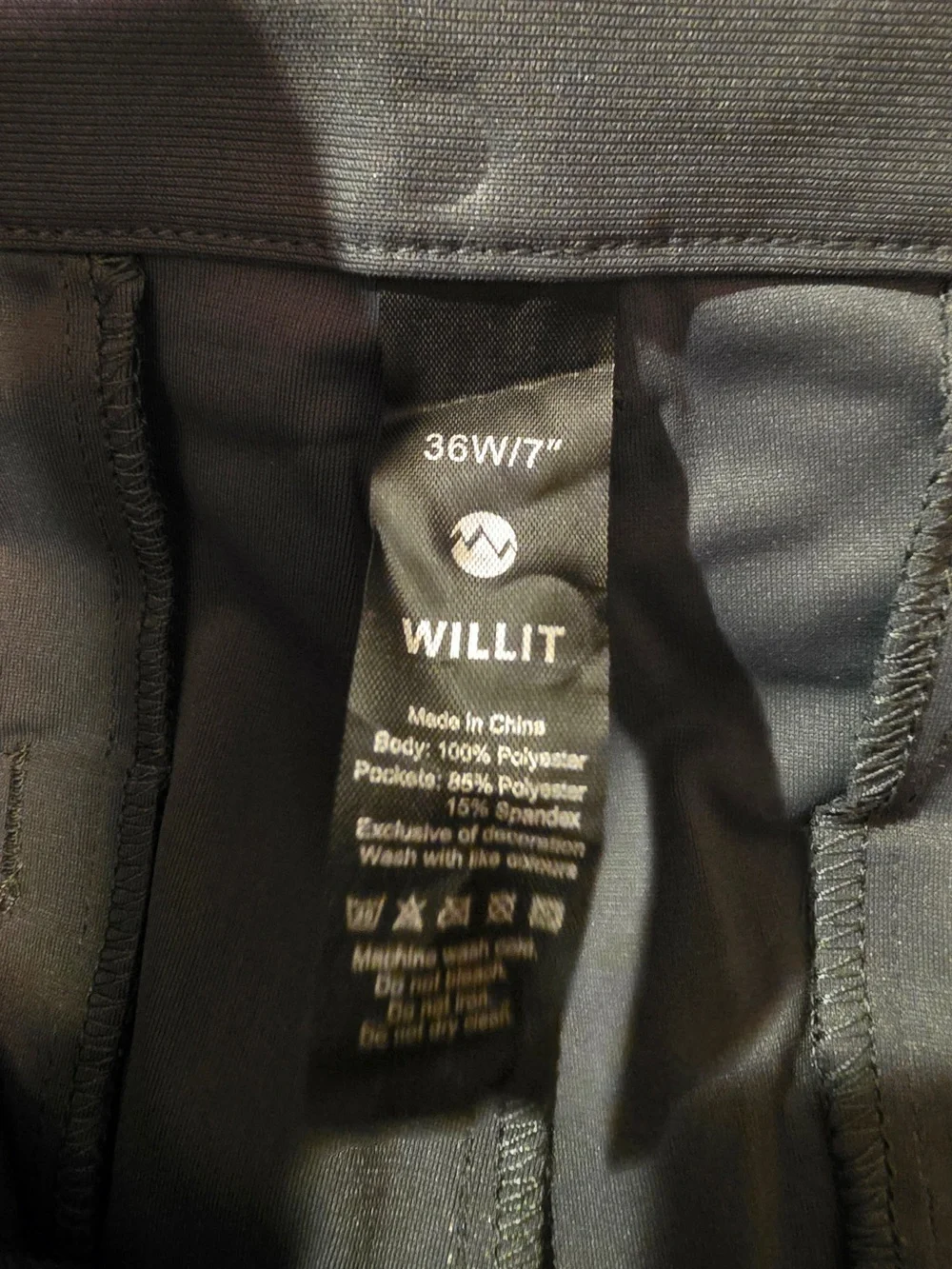WILLIT Men's Flat Front Performance Shorts - charcoal gray 36”w/7” inseam NWT